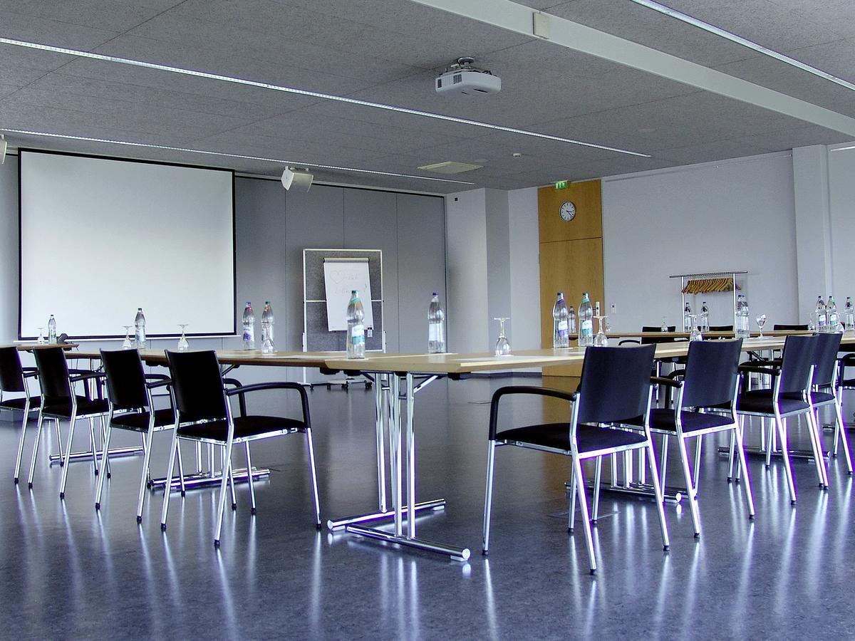 Seminarhotel In Der Manfred-Sauer-Stiftung Lobbach ภายนอก รูปภาพ